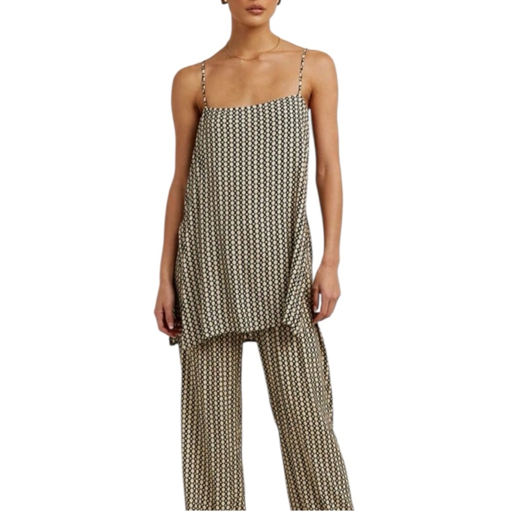 DISSH Black and White Patterned Top